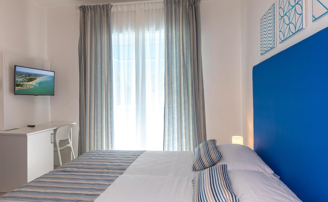 Hotel Paolina Лидо ди Йезоло Екстериор снимка