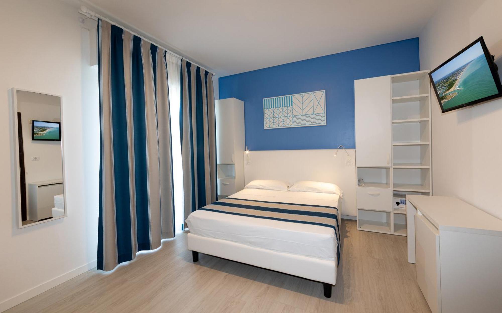 Hotel Paolina Лидо ди Йезоло Екстериор снимка